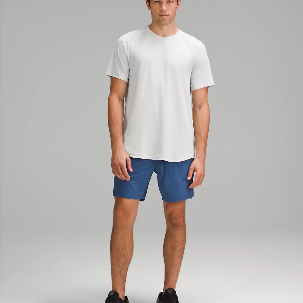 License to Train Short-Sleeve Shirt L